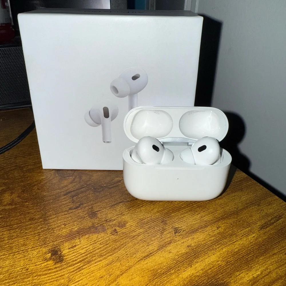 Apple AirPods 2nd Generation